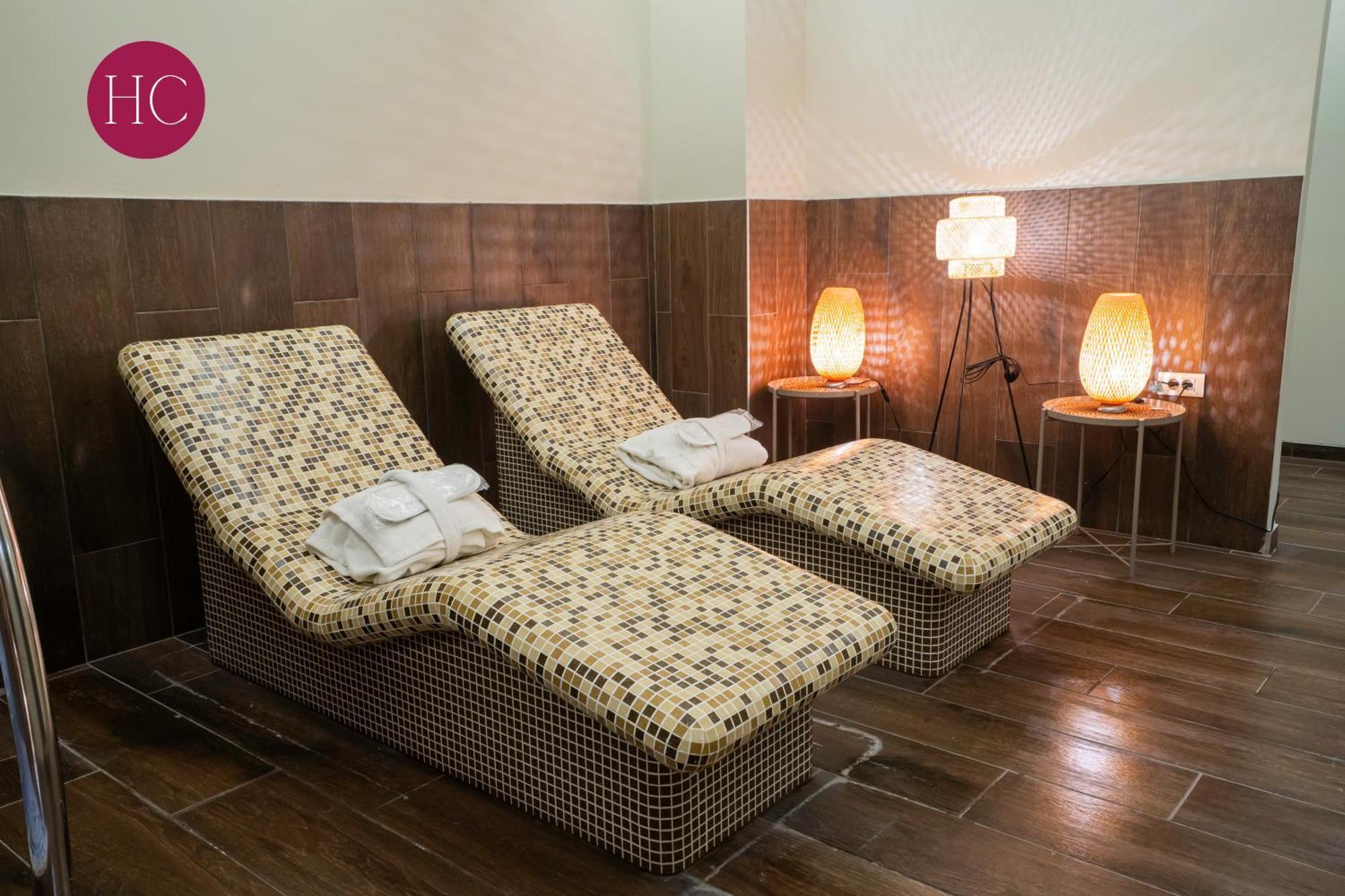 Vinica Central Hotel, Fitness And Spa מראה חיצוני תמונה