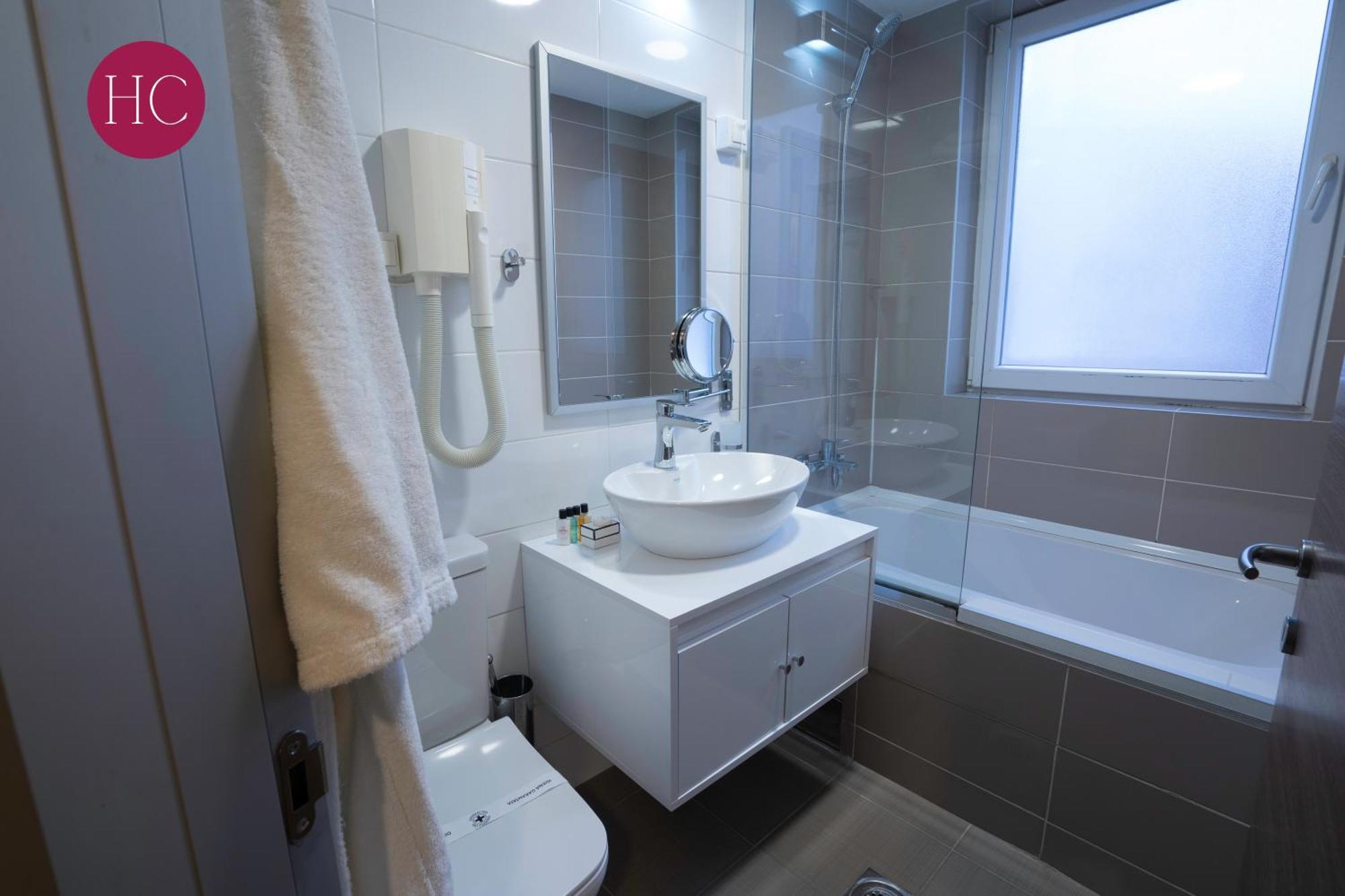 Vinica Central Hotel, Fitness And Spa מראה חיצוני תמונה