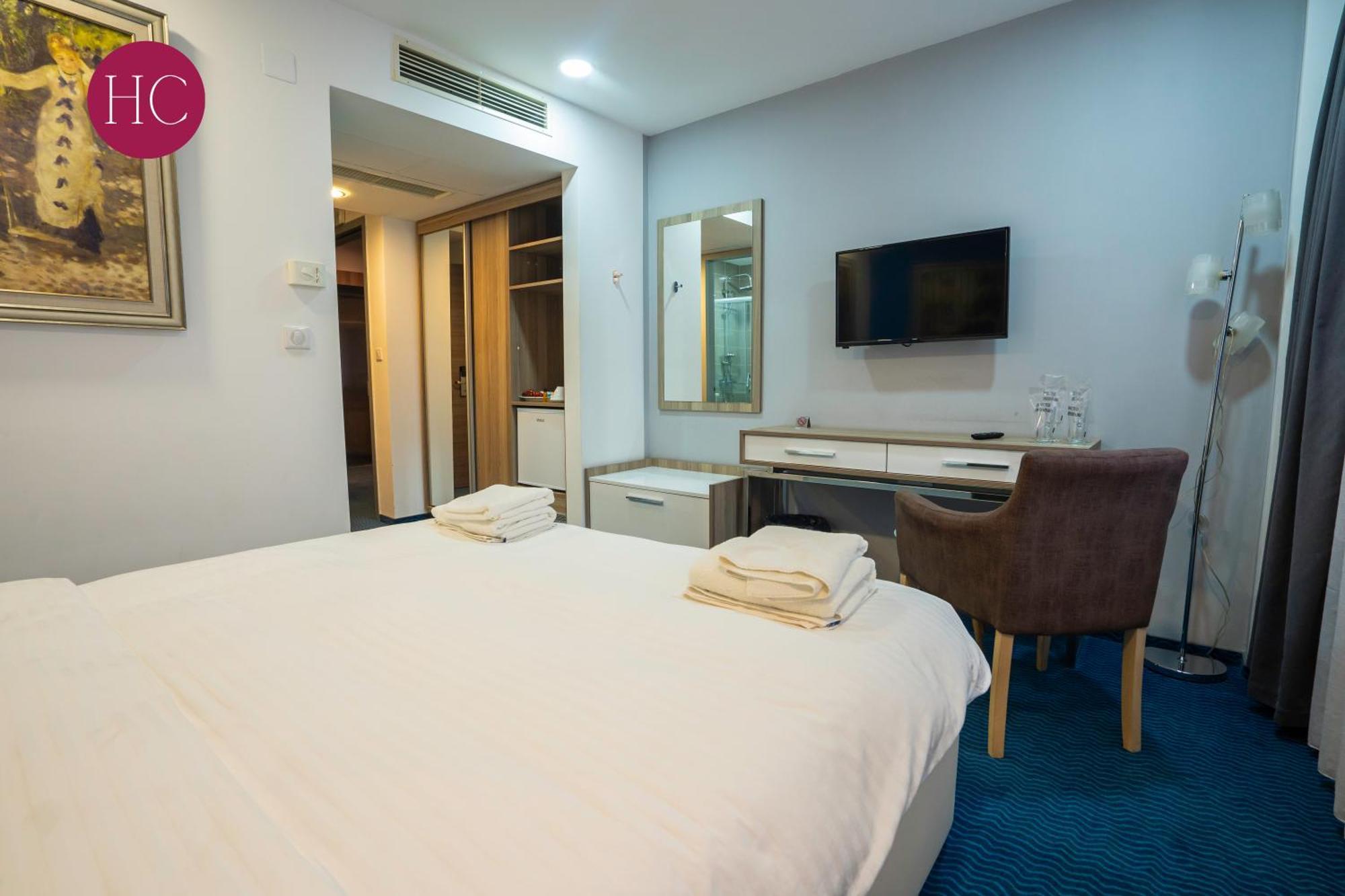 Vinica Central Hotel, Fitness And Spa מראה חיצוני תמונה