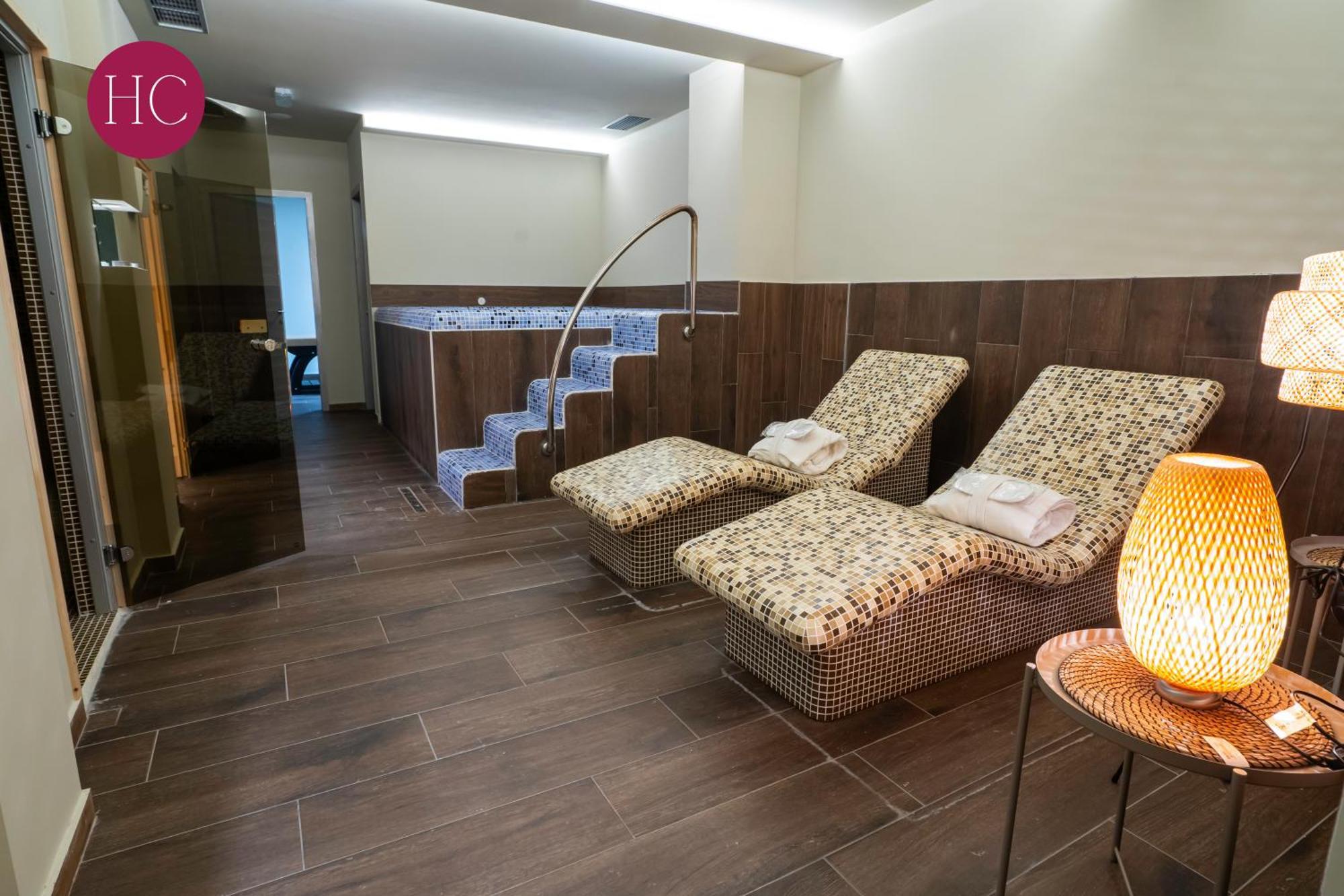 Vinica Central Hotel, Fitness And Spa מראה חיצוני תמונה